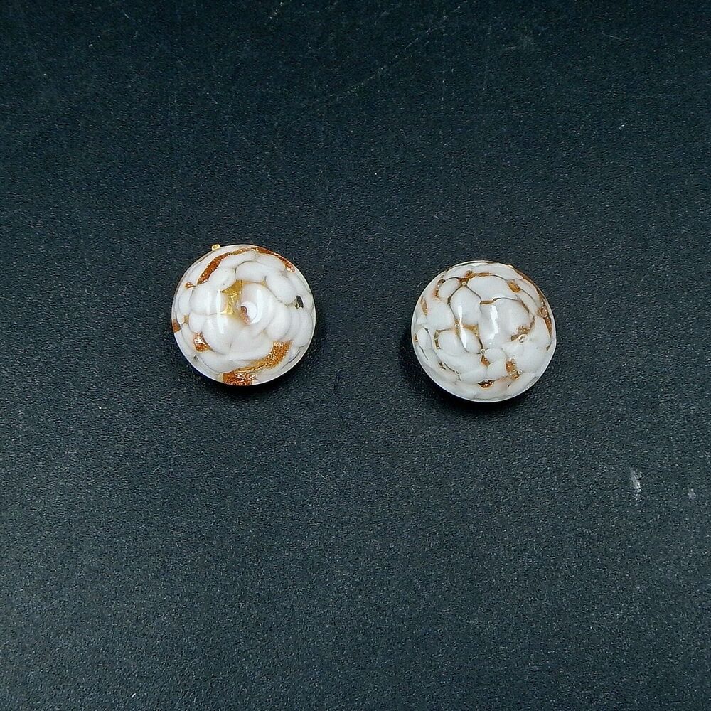 Venetian Art White Glass Flecked Clip-On Earrings Round Gold Tone Glitter Italy